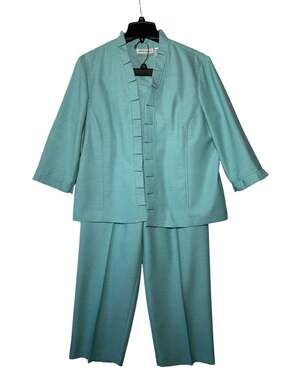 Alfred Dunner Women's Petite Seafoam Green Two-Piece Pant Suit